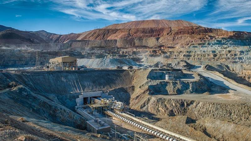 Las minas Buenavista del Cobre y La Caridad de GrupoMéxico reciben el Premio Nacional de Exportación